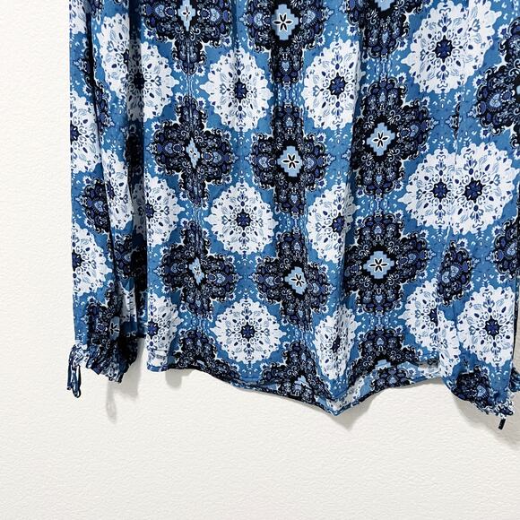 [LOFT] Blue Paisley Medallion Pintucked Long Sleeve Tie Cuff Blouse Sz Medium M - Picture 10 of 12